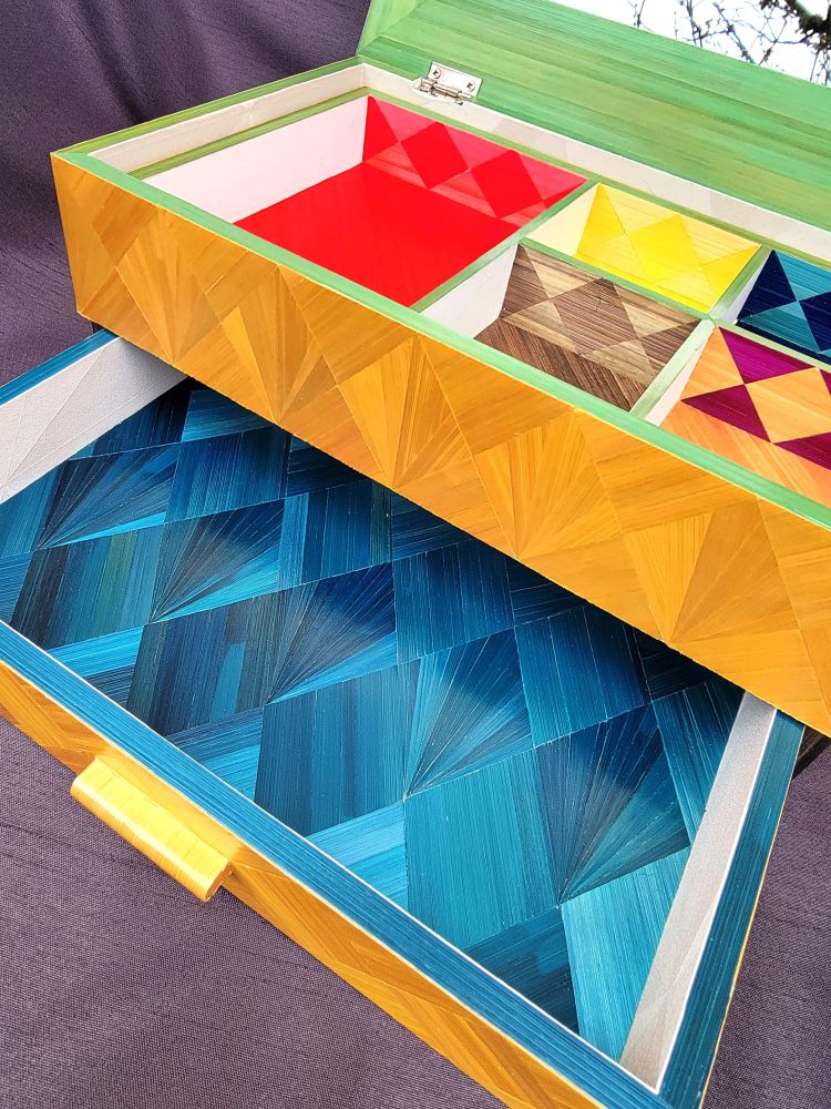 Jewelry box marquetry